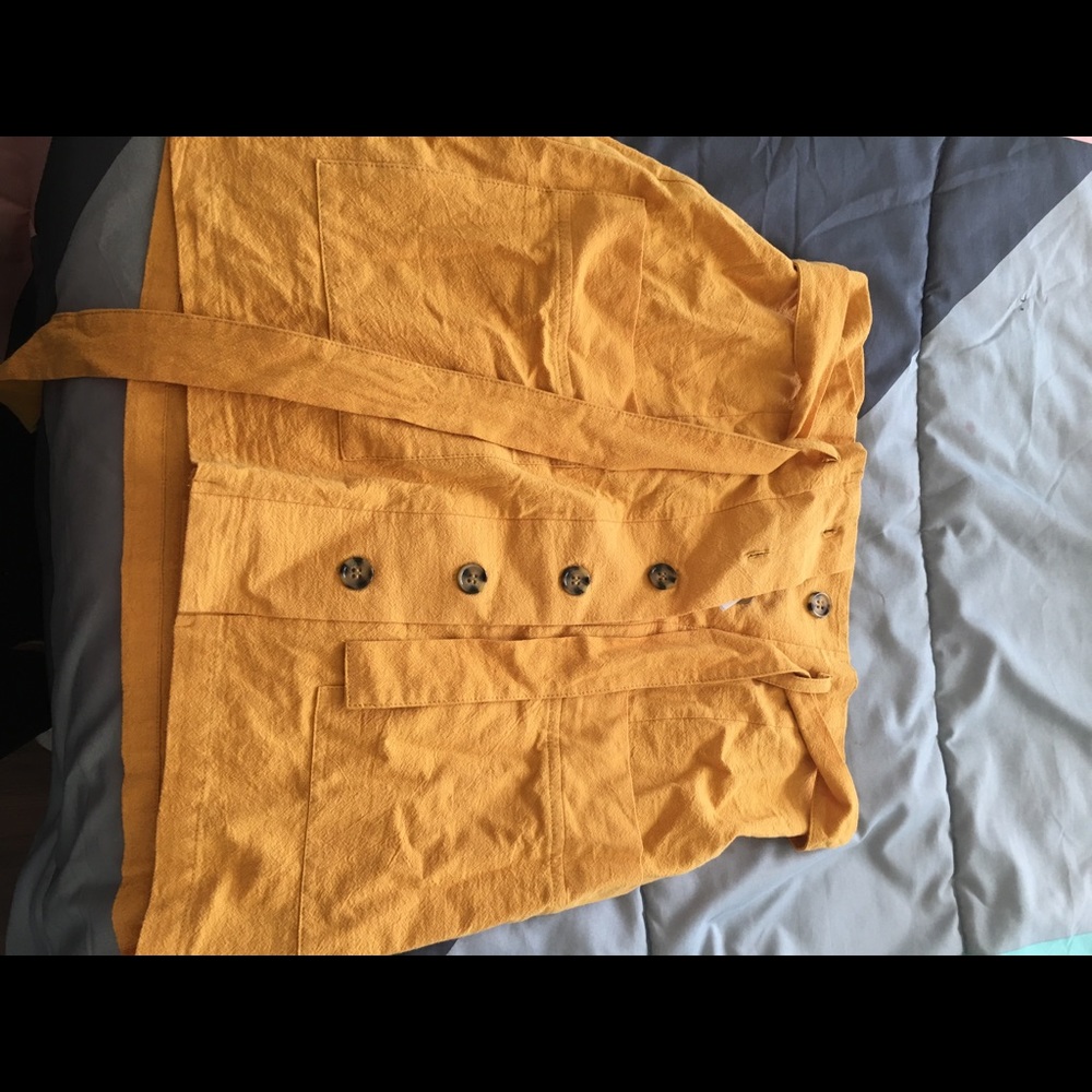 Skirts - Picture 1 of 2